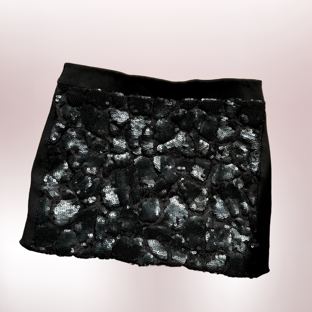 Shimmer black textured skirt